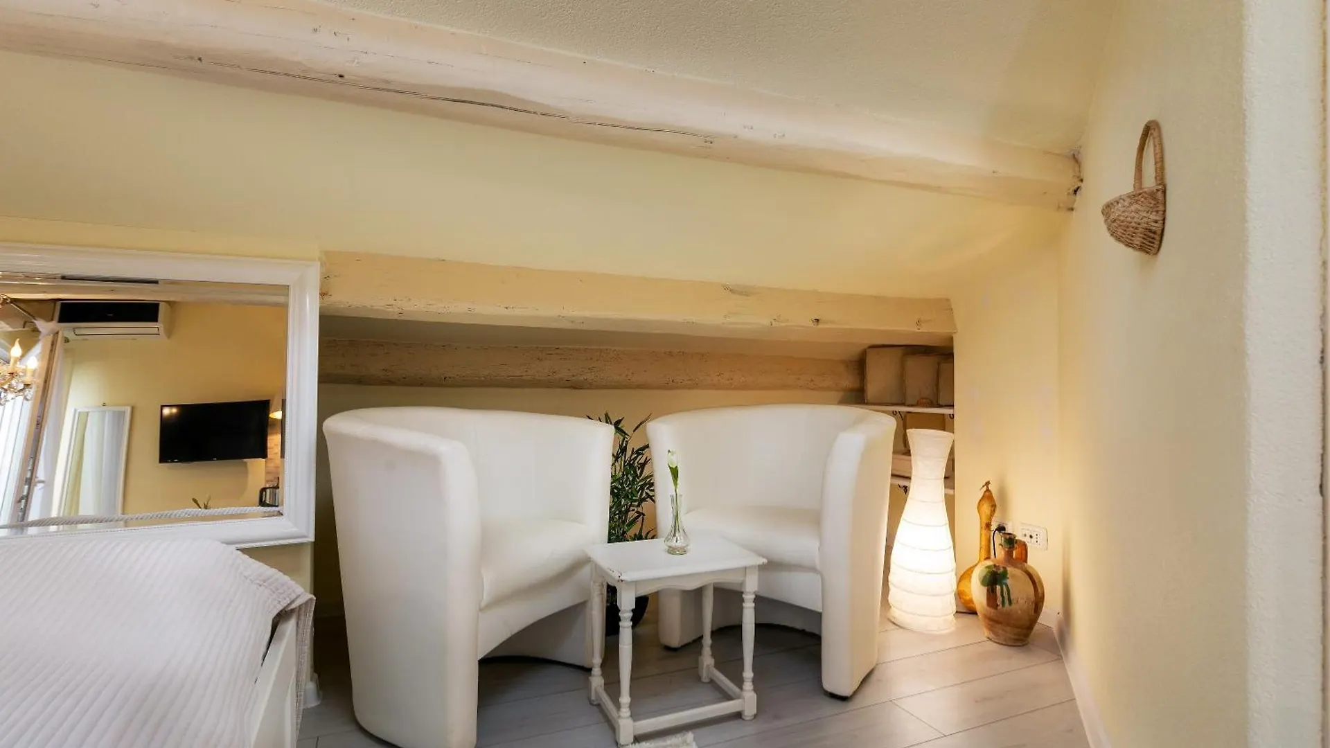 Duplex Apartment Camelia In Charming Old Town Rovigno 0*,