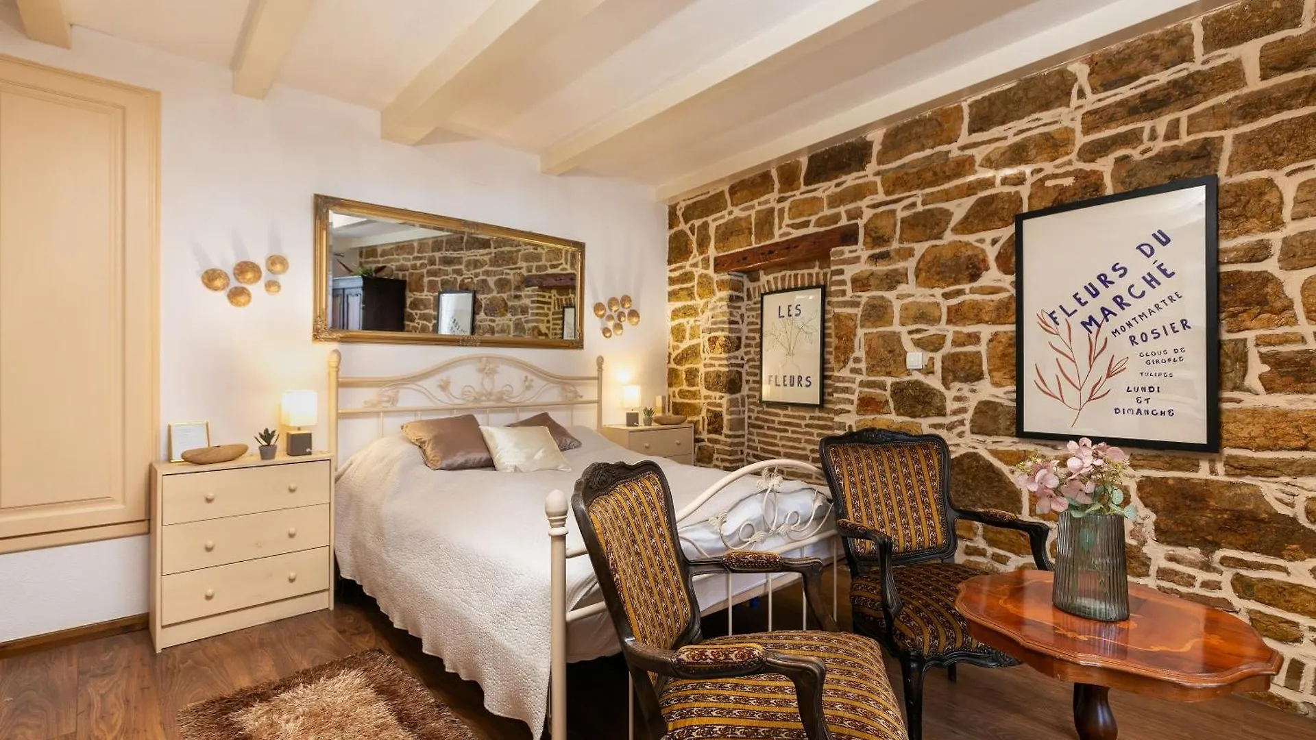 Duplex Apartment Camelia In Charming Old Town Rovigno