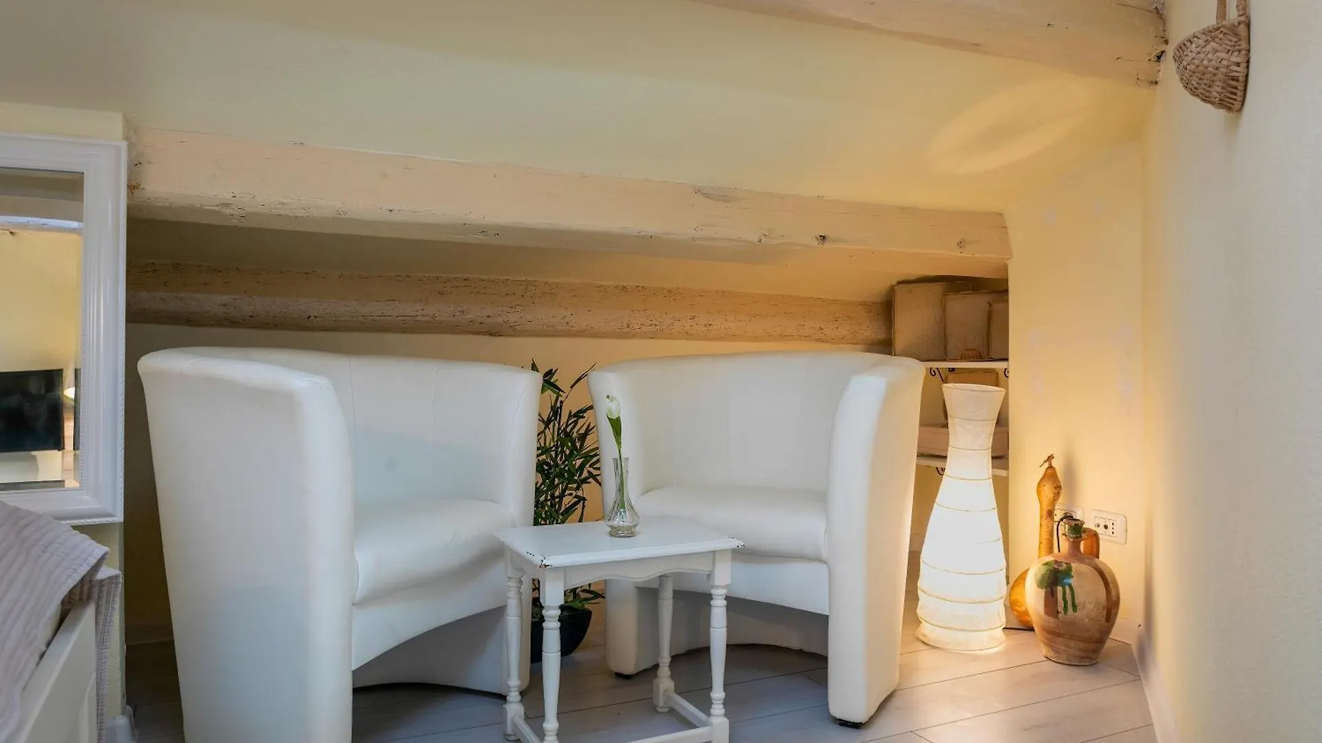 Duplex Apartment Camelia In Charming Old Town Rovigno