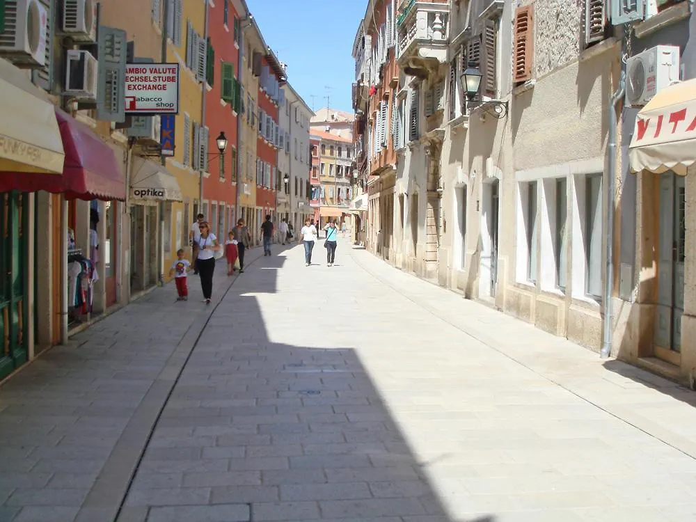 Duplex Apartment Camelia In Charming Old Town Rovigno